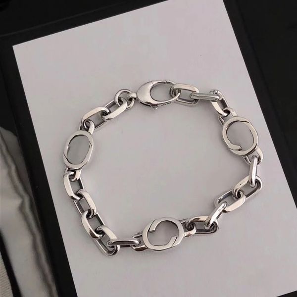 

designer womens bracelet letter girl fishion charm bracelets stainless hand chains lady bangle couple simple accessories trade street style, Golden;silver