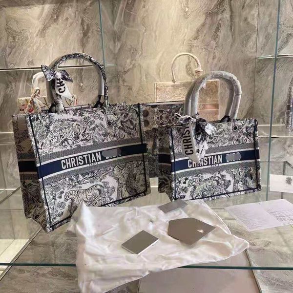 

2021 fashion new bag zoo series women's one shoulder carrying canvas tote blue tiger bag three dimensional embroidery designers bags ys