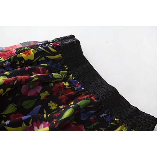 

skirt silk 2021 summer small floral skirt, Black
