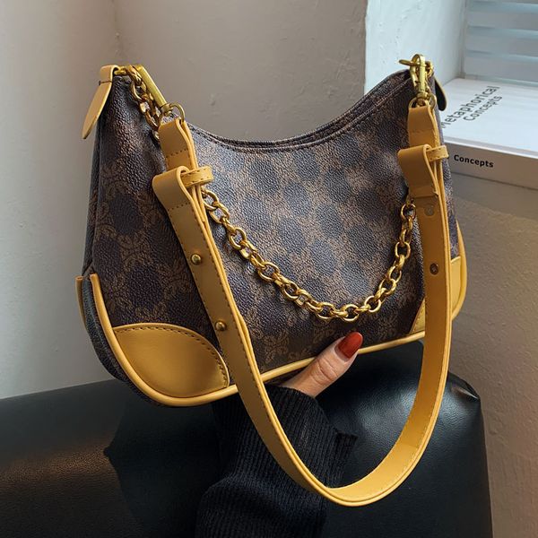 

factory direct sale 75% off this year's popular 2021 new women's autumn versatile messenger high sense single shoulder armpit smal