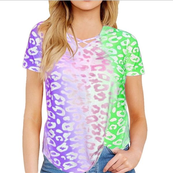 Mulheres Leopard Imprimir Camisetas Gradual Mudança Rainbow Manga Curta Multicolor Tie-Tintura Tops Cross Cross V-Pescoço Verão Senhoras Streetwear 210517