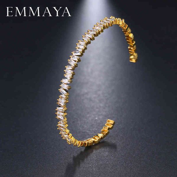 Emmaya Color dorado con Aaa Cz Beads Cuff Bracelets para mujer Joyería de moda Pulseiras