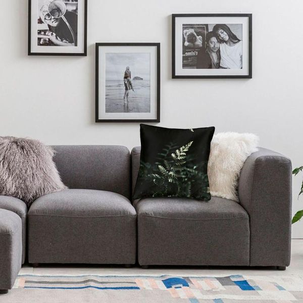 

ryunosuke-kikuno-pyia0ropcow-unsplash pillow