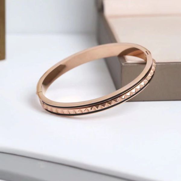 

designer bracelet patterns charms ideas bracelets for men women stainless steel nail hip hop punk silver rose gold black edge luxury mens de, Golden;silver