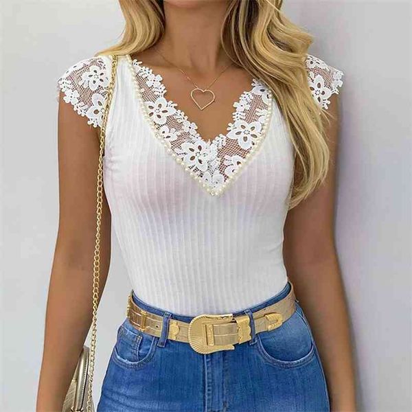 

white summer t-shirts women casual lace patchwork pearl decor see through ladies tees v-neck sleeveless slim pullover 210522