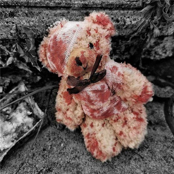 

keychains cool punk bloody plush bear keychain halloween injured animal doll key ring, Silver