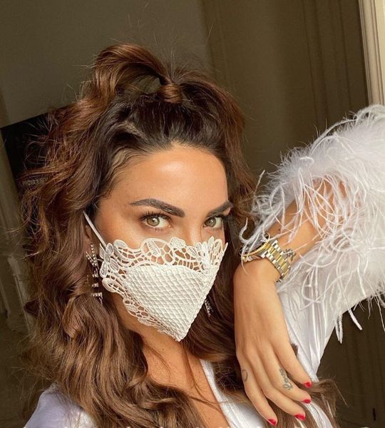 

ear hanging type water soble sand dust proof mask lace