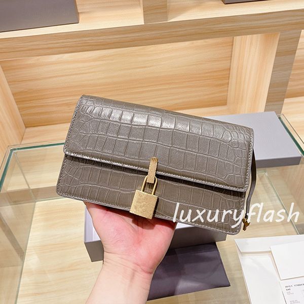 

designers lock with letter women street fashion design crossbody bags crocodile leather shoulder tote handbags luxurys purse street style