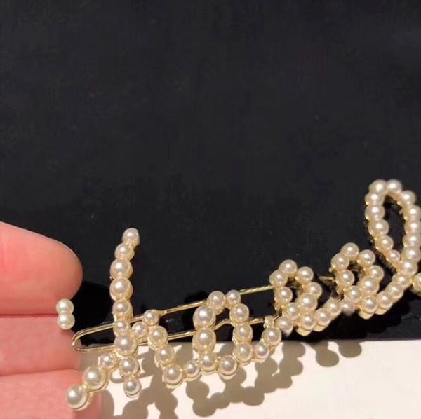 

new ladies luxury with stamp letter pearl word clip fashion bangs clip jewelry party gift accessories, Golden;silver