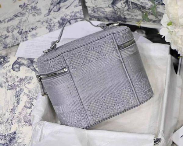 

latest embroidery handbag cosmetic storage bag makeup box lipstick large bags & cases