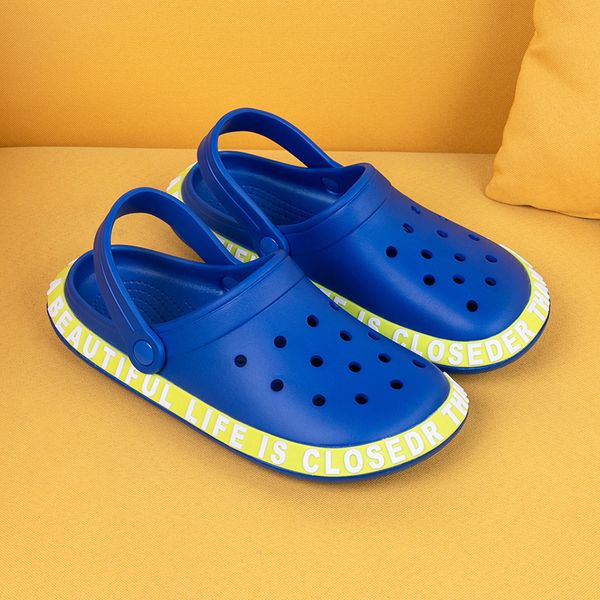 

breathable trendy men women sandals soft bottom sandy beach hole shoes lady gentlemen flip flops luxurys designers, Black