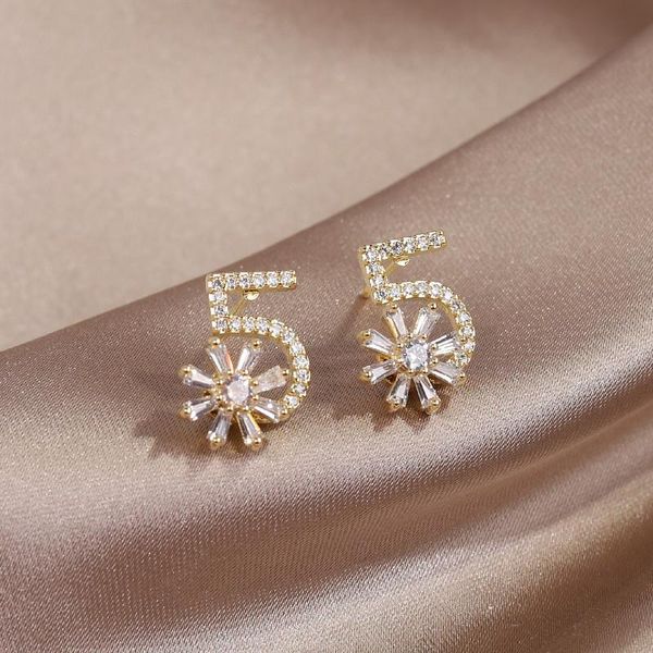 

stud korea fashion jewelry exquisite copper inlaid zircon number 5 rotatable daisy earrings elegant women's daily work, Golden;silver
