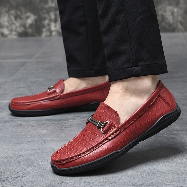 

2022 winter shoes british style men red loafers genuine leather casual shoes dress shoes moccasins oxford, Black