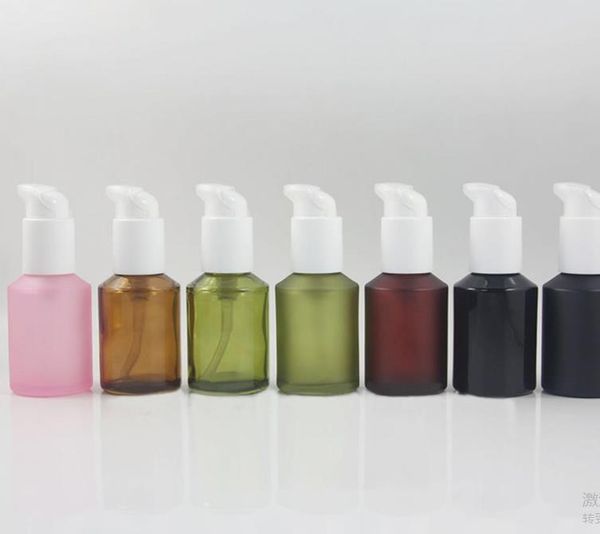 Großhandel kosmetische 60-ml-Lotion-Pumpflasche, leere farbige runde Milchglas-Serumflaschen SN5521