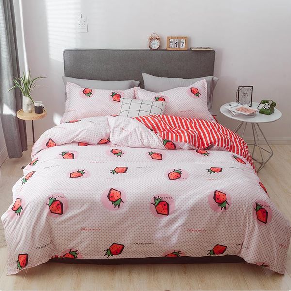 

bedding sets strawberry crown set simple duvet cover pillowcase home textiles 2/3pcs bed linen king  size dropship