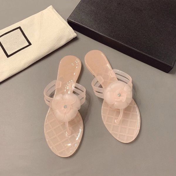 

2021 latest womens slippers sneakers sandals summer beach slipper flip-flops women white and yellow shoes 35 or 40, Black