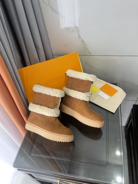 

designer women's boots letter triangle printed chunky heel shoes matte bright leather classic style boots small pocket boat martin boot, Black