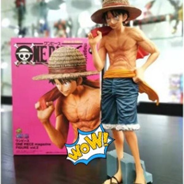 

pirate wang luffy's 20th anniversary magazine cover modeling naked luffy's hand-made model