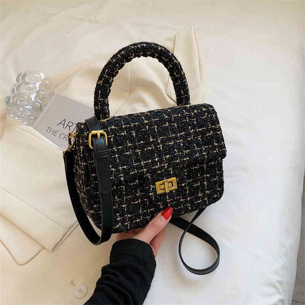 

bags handbags this year's popular female 2021 autumn and winter fashion woolen one shoulder small square korean versatile messenger, Black;red