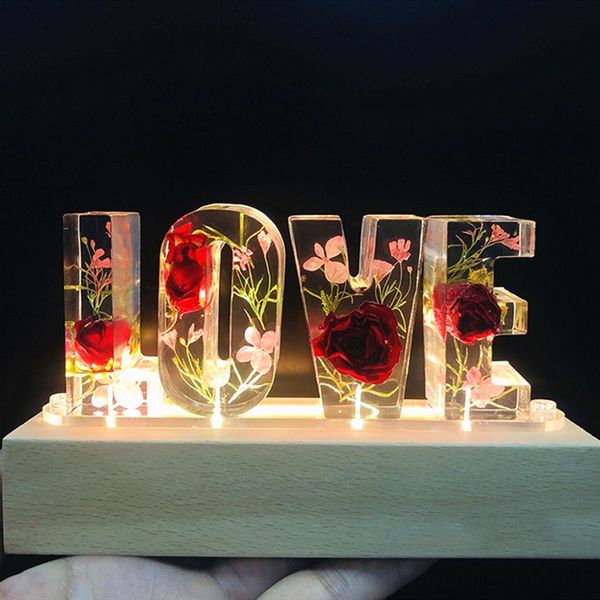 Nachtlichter mit 26 Buchstaben, LED-Nachtlicht mit Epoxid-Trockenblumen-Prägung, Valentinstag-Geschenklampe