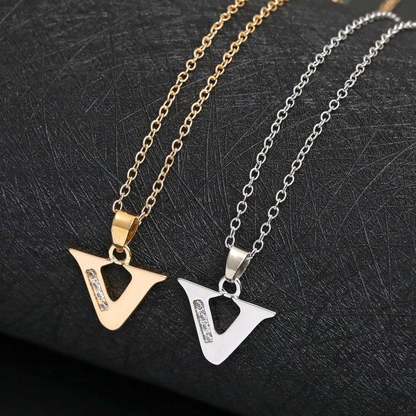 

gift english letters v fashion lucky necklace alphabet initial sign mother friend family name jewelry pendant necklaces, Silver