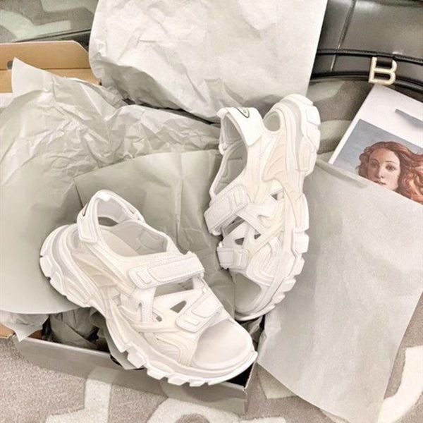 

sandals slippers high end quality 21 spring and summer new paris show black / white open toe sandals fashion casual shoes zly