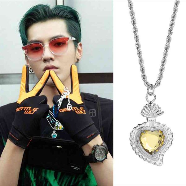 

wu yifan's heart of radiation necklace, hip hop stainless steel pendant, Black