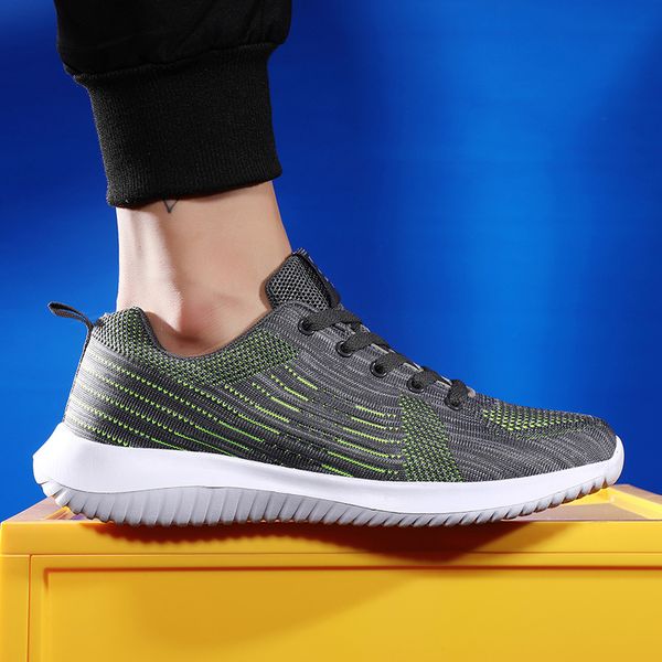 

2021 fashion fly knit women mens running shoes gray black blue red sports trainers sneakers size 39-45 code: 97-2065