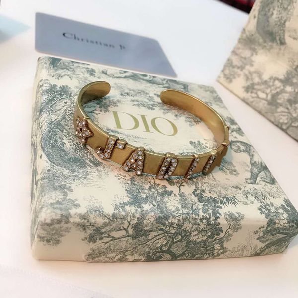 

family letter opening bracelet for women 2021, Black