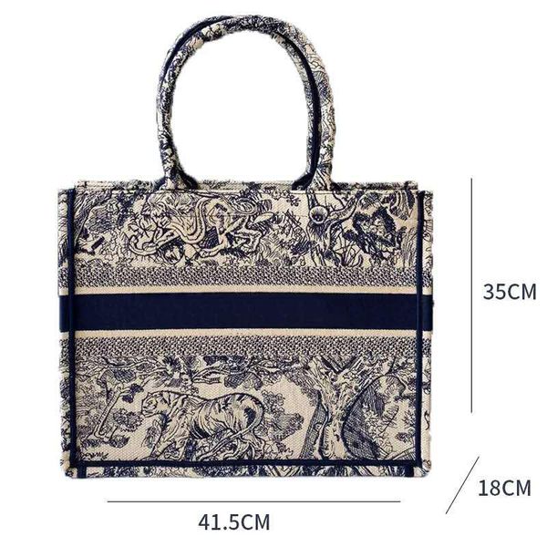 

famous designer embroidery shopping bag 3d tiger pattern large capacity 41.5cm luxury big-name handbag handmade double-sided flower