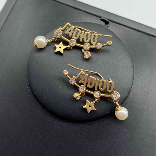 

temperament minority letter pearl earring clip female tassel net red earring female, Golden