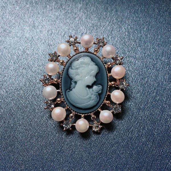 

pins, brooches muylinda retro freshwater pearls cameo brooch victorian style broche pins vintage banquet jewelry gifts for women, Gray