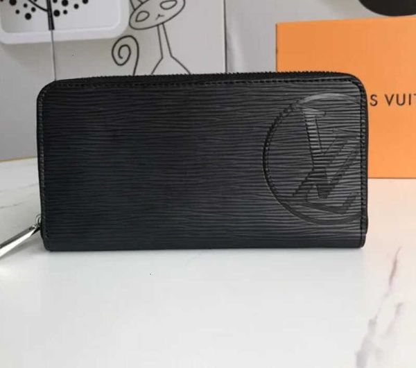 

men holder brand wallets pouches designer short wallet luxury leather long m63519 chain wallet large-capacity key card zipper wallet, Black;red