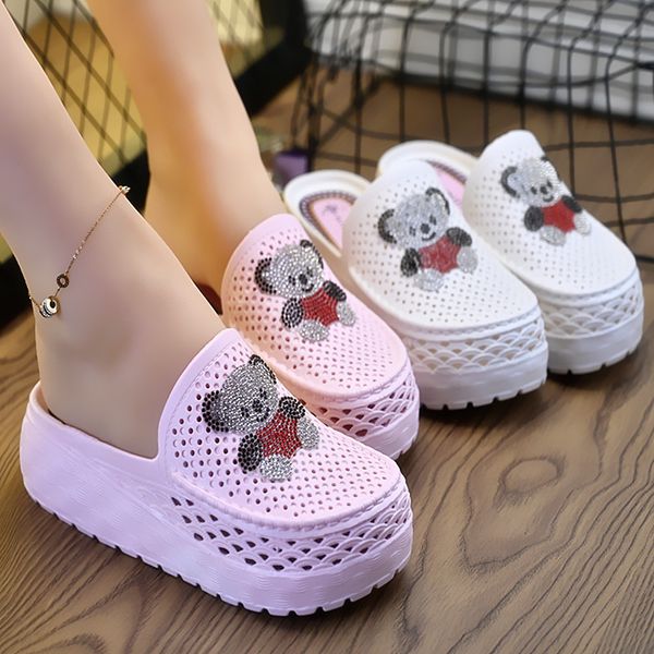 

luxury slippers 2021 summer thick hole sho women's lovely muffin baotou nurse soft bottomed fashion cool slippers, Black