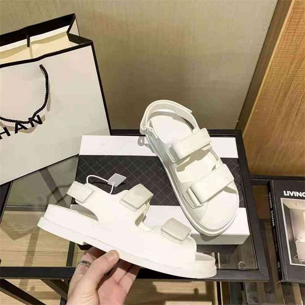 

2021 new high version double label small fragrant shoes velcro fairy style thick soled leisure tpu sports sandals women's fashion, Black