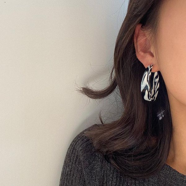 

hoop & huggie 2021 fashion acrylic zebra print earrings korea ins geometric jewelry women vintage simple, Golden;silver