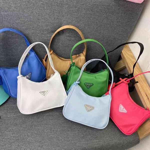 

2021 new p family bag hobo nylon stick kendou same portable shoulder middle ancient axillary bag