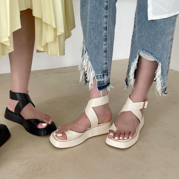 

sandals monmoira buckle strap separated toe flip flops shoes women 2021 summer cross-tied solid chunky heel platform, Black