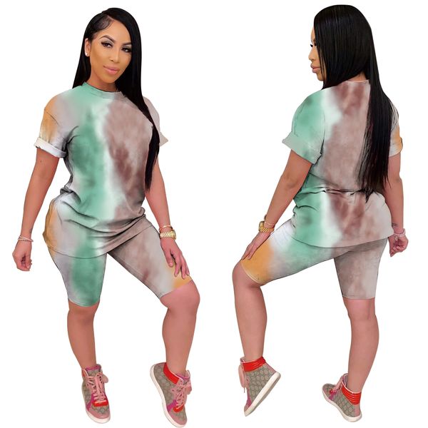 

2021 summer women two pieces set trasuits short sleeve o-ne +shorts suits night print sporty fitness outfits gl1075by, White