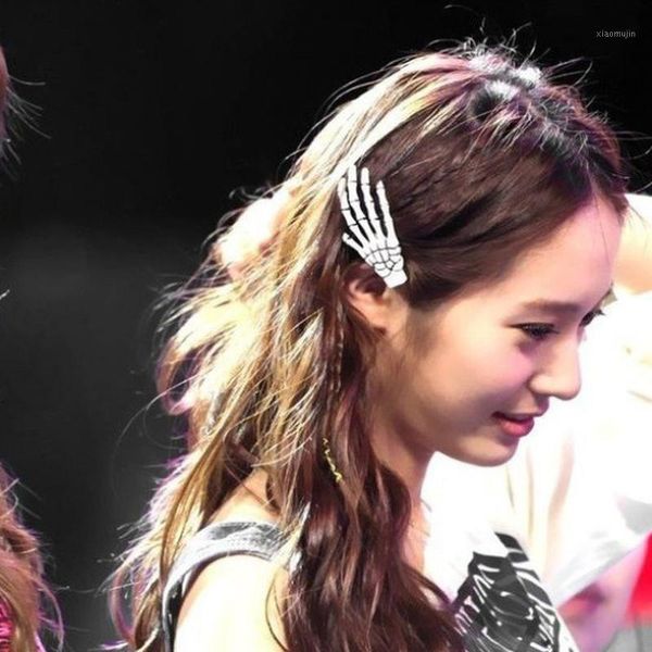 

hair clips & barrettes bonlavie side clip accessories wholesale skeleton hand bone hairpin with blood grip, Golden;silver