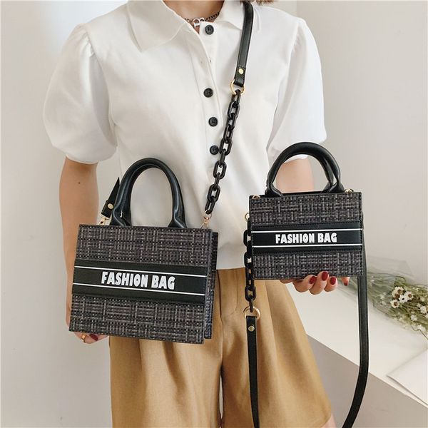 

factory direct sale 75% off net red small women's 2021 new lattice one shoulder leisure versatile messenger tote bags