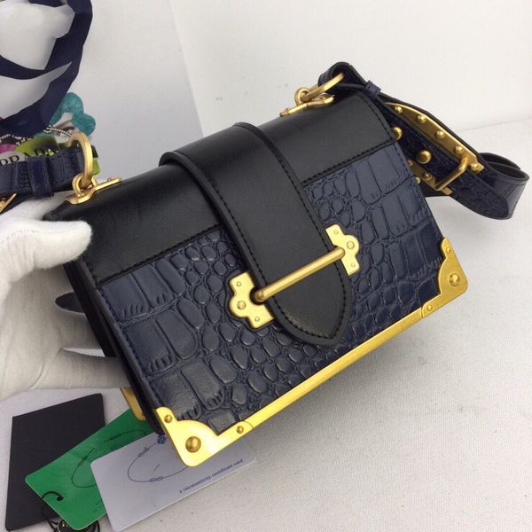 

designer alligator handbag cahier totes fashion classic purse