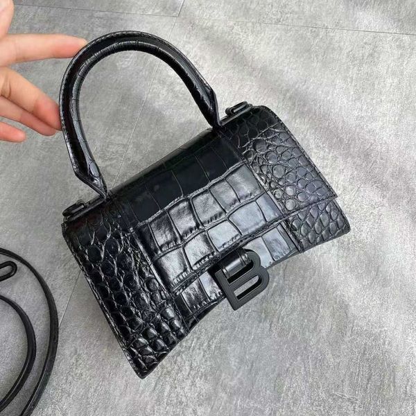 

2021 family hourglass bag leather women fashion backpacks luxurys bags