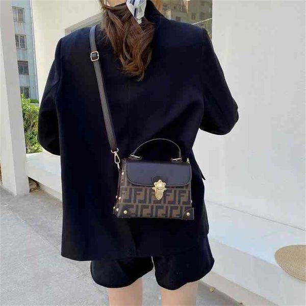 

85% off shop for sale versatile with no greasy back every day single shoulder messenger hand lock single shoulder bag other leather