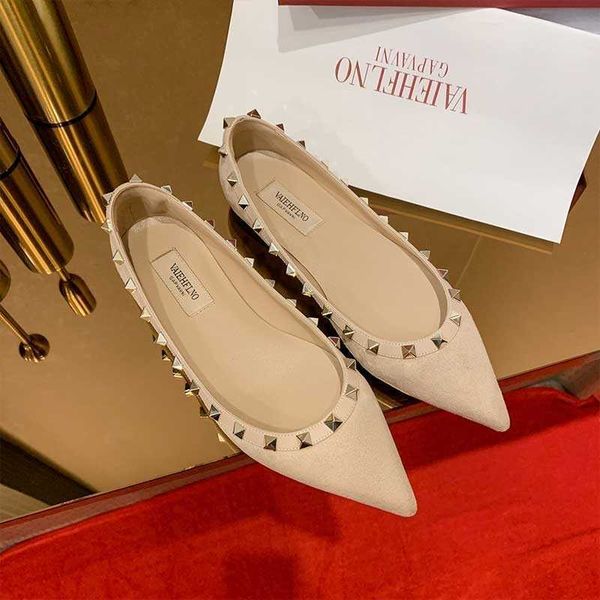 

v family new rivet pointed flat shoes versatile 2021 nude frosted leather willow nail flat heel shallow mouth single shoes for women zlh, Black