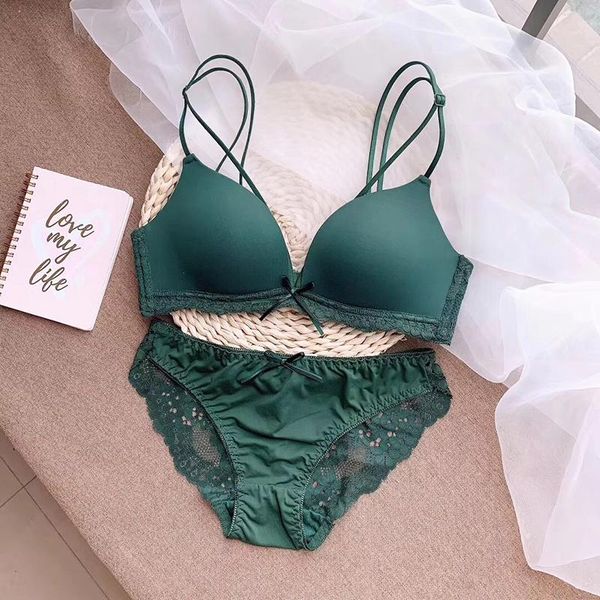 

bras sets 4 colors pure color fashion thin cup young girls lingerie suits wire comfortable breathing women underwear bra set, Red;black