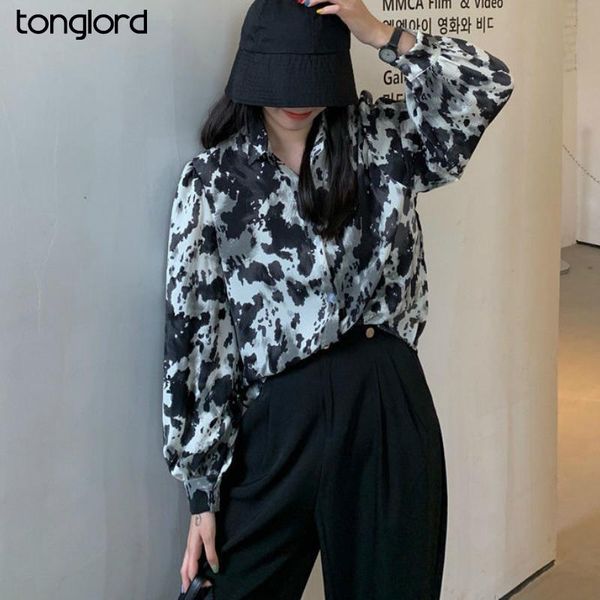 

women's blouses & shirts 2021 retro graffiti print chiffon for women long sleeve street style woman female single-breasted blosas, White