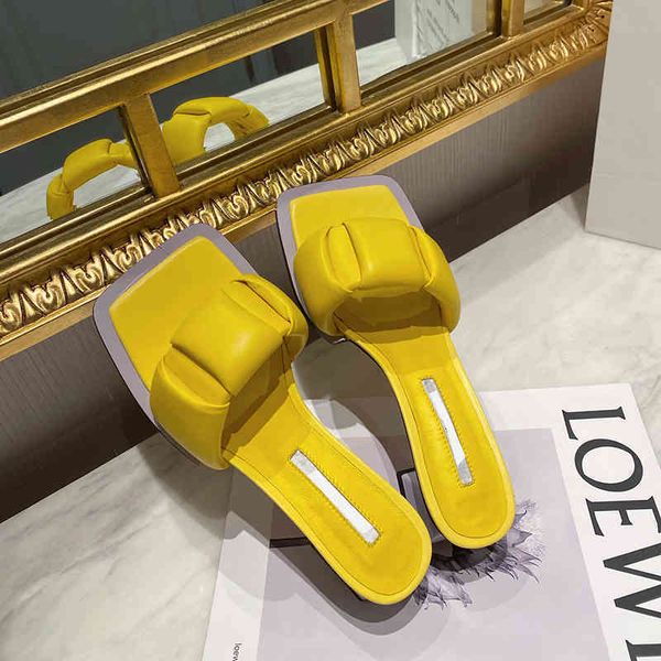

70% off wholesale sandals flip-flops shoes summer new trending version of thick-heeled square head cloud slippers women splicing trapezoid 6, Black