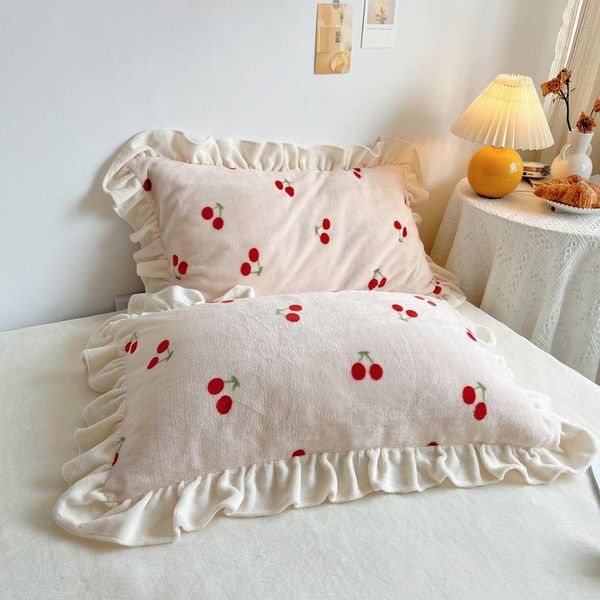 

pillow case cilected korean lotus leaf lace milk velvet pillowcase winter warmth flannel printing core cover cushion home decor