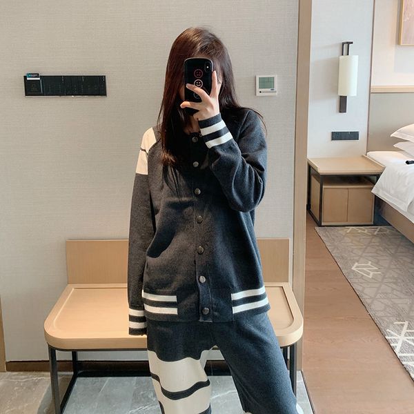 

men's and women's tb2021 new early spring crew neck grey casual sweater baseball leggings set women, White